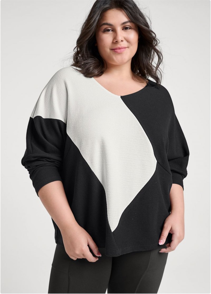 Venus Plus Size Color Block Oversized Top