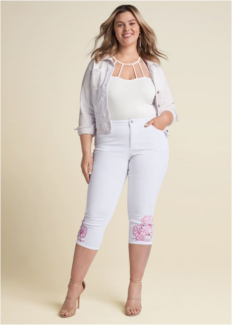 Venus Plus Size Embroidered Trim Capris in White Multi