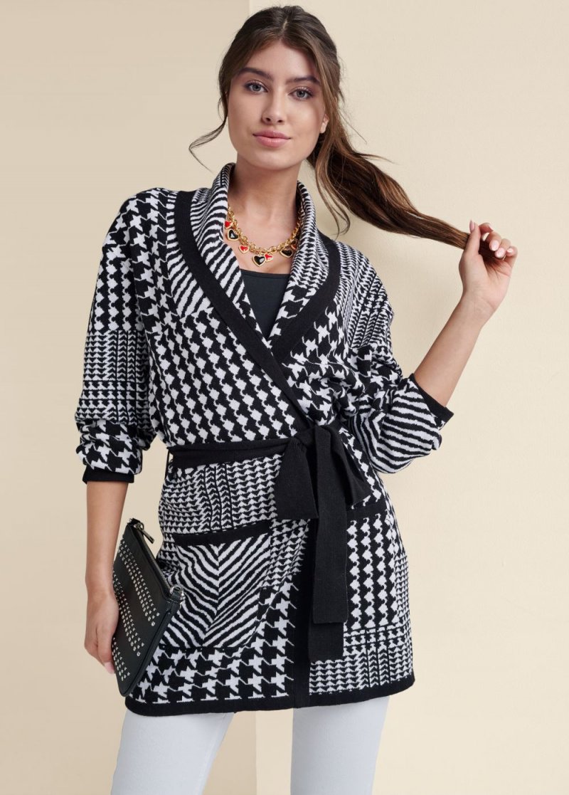 Venus VENUS | Houndstooth Wrap Cardigan in Black & White