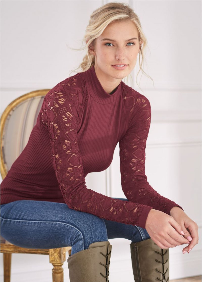 Venus Seamless Mock-Neck Top in Wine