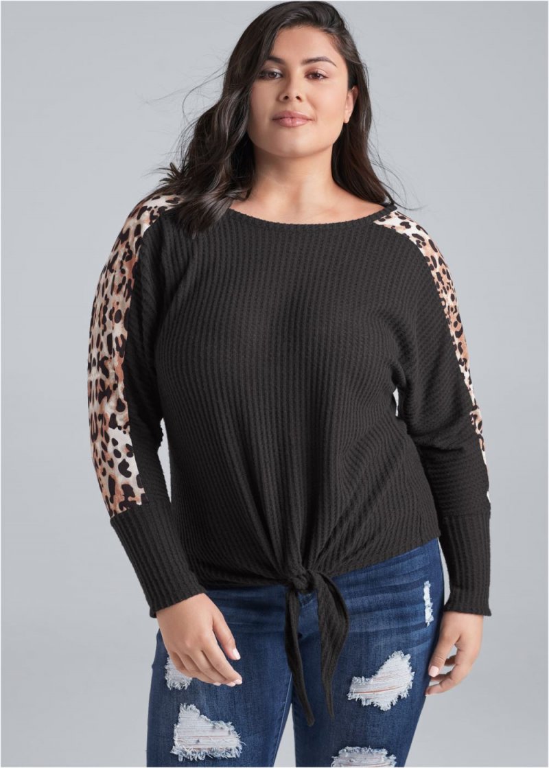 Venus Plus Size Print Stripe Lounge Top in Black Multi