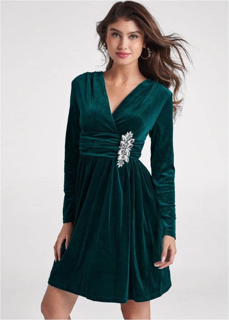 Venus Embellished Velvet Dress - Green