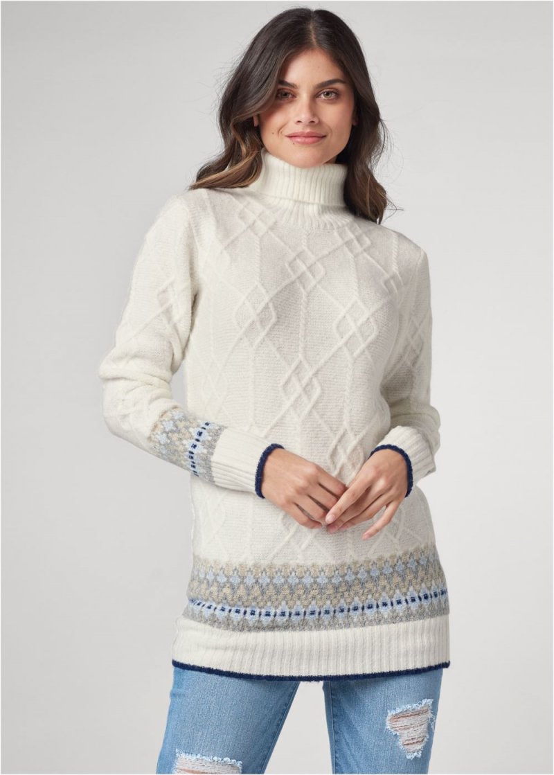 Venus VENUS | Fair Isle Turtleneck Sweater in White & Blue