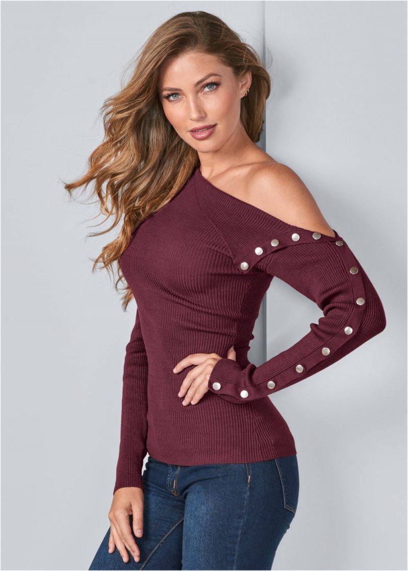 Venus VENUS | Snap Detail Sweater in Wine