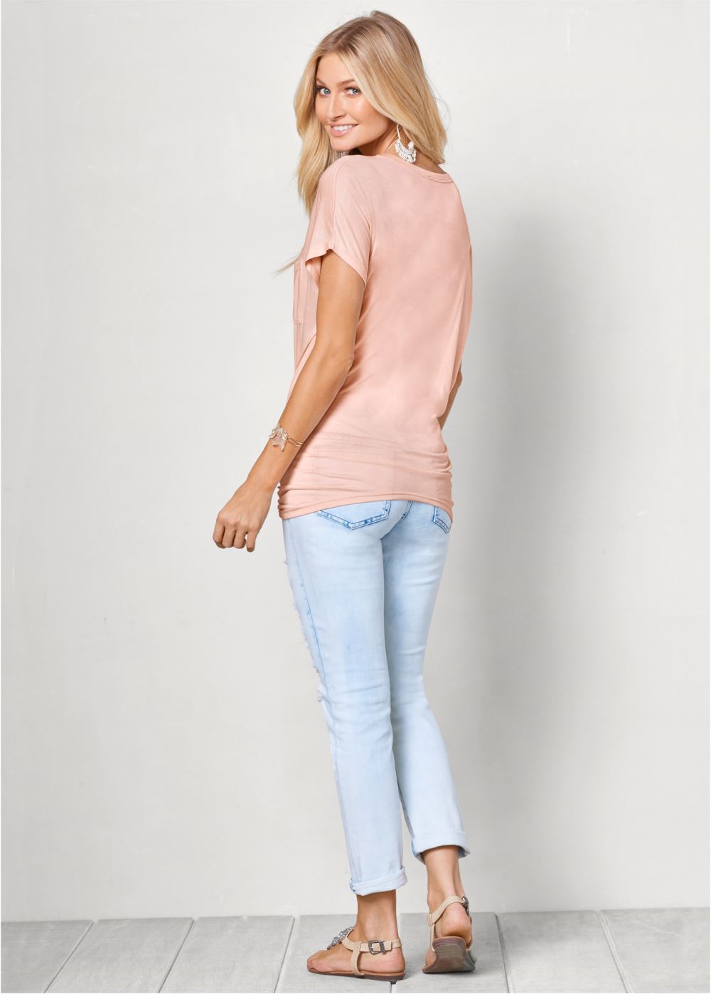 Venus Twisted Knot Detail Tee in Light Pink