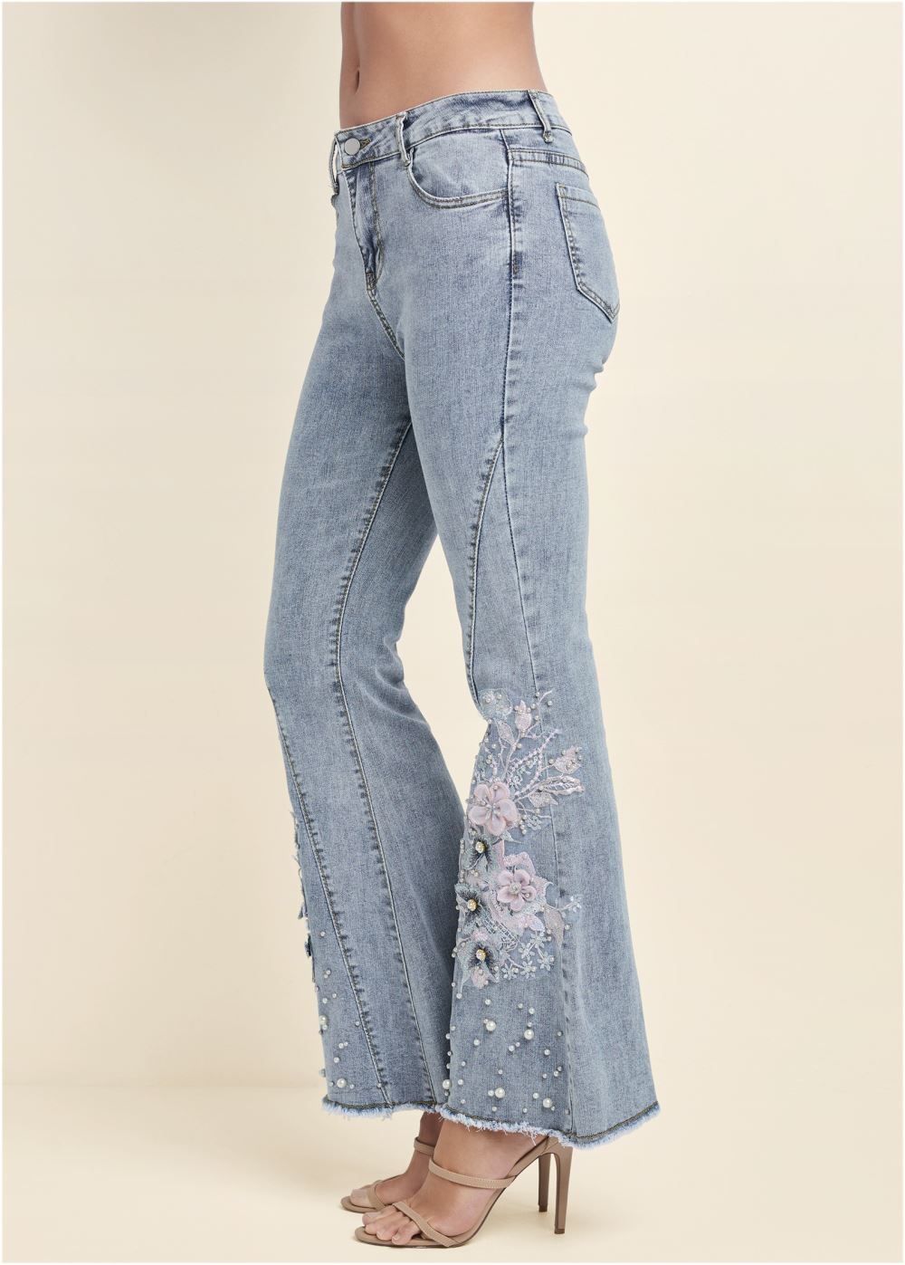 Venus Floral Applique Wide Leg Jeans in Light Wash
