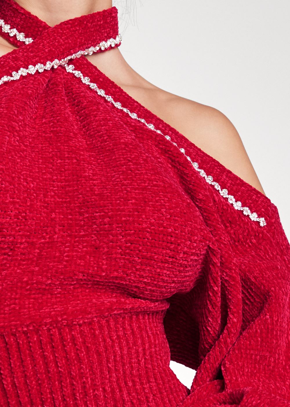 Venus VENUS | Crisscross Front Cold Shoulder Sweater in Red