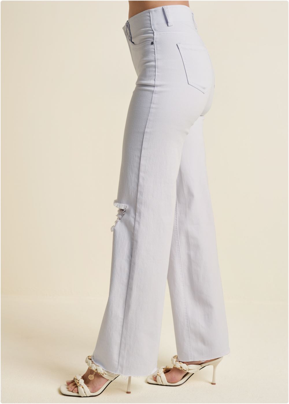 Venus Elastic Waist Wide-Leg Jeans in White Denim