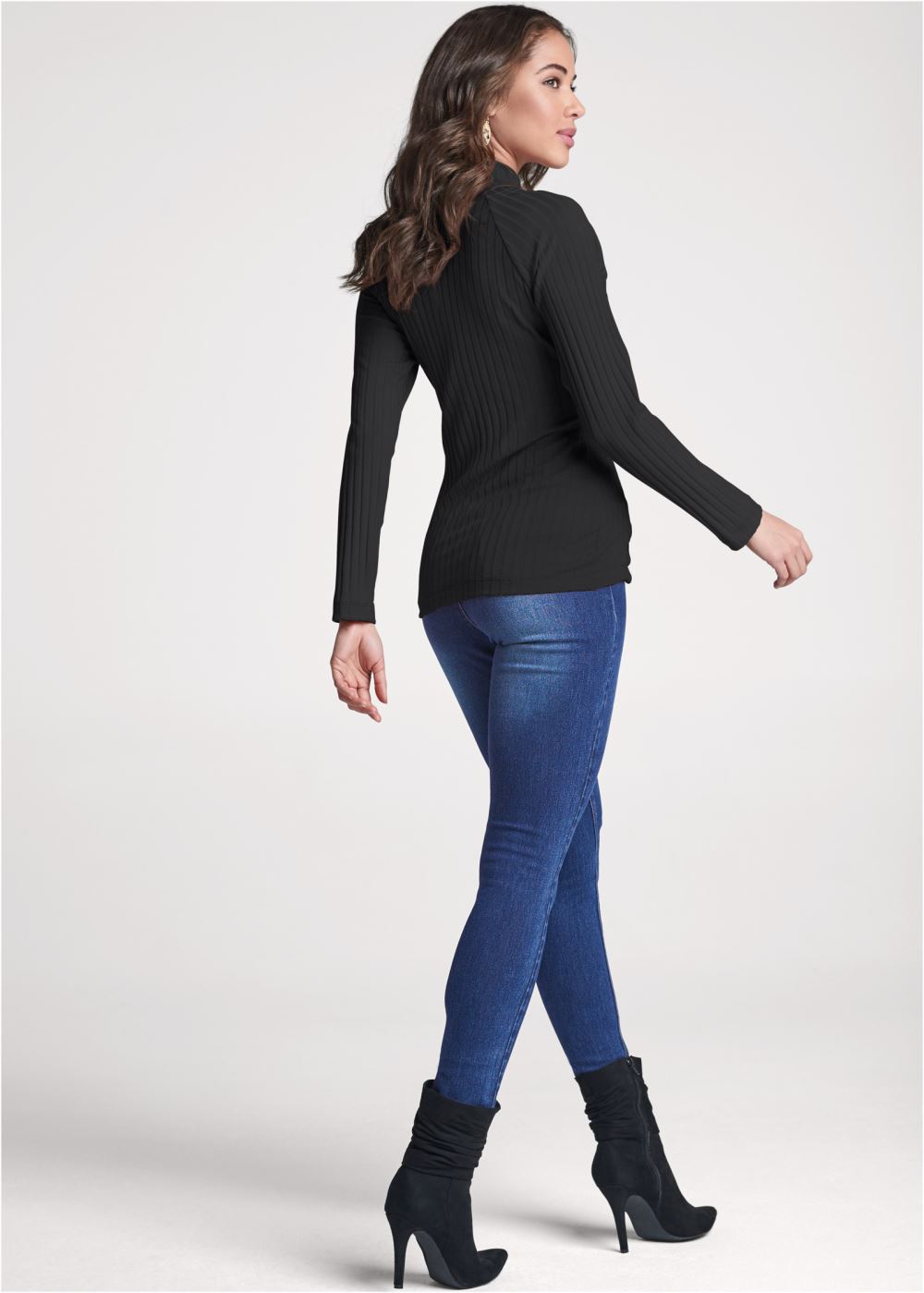 Venus Ribbed Mock-Neck Top in Black
