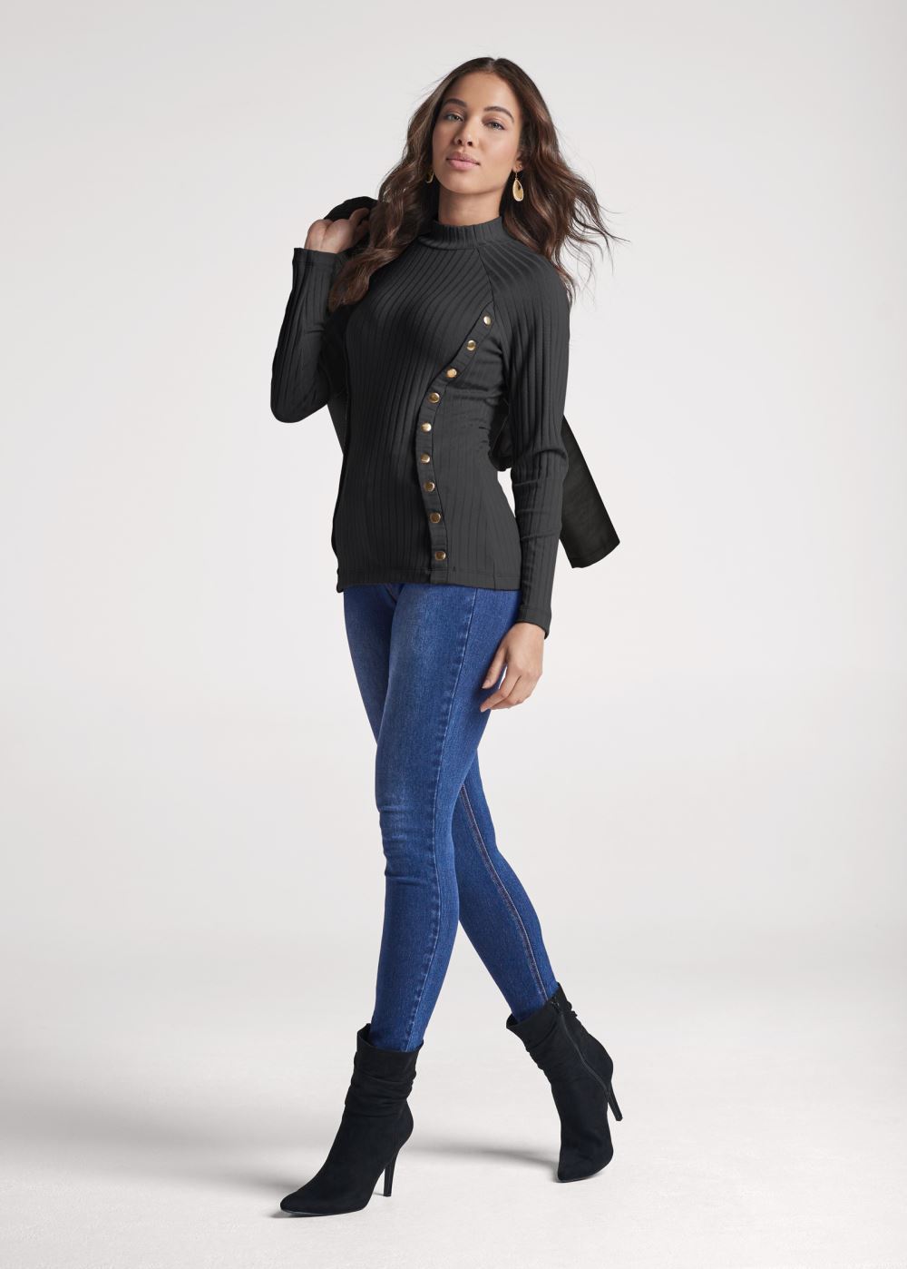 Venus Ribbed Mock-Neck Top in Black