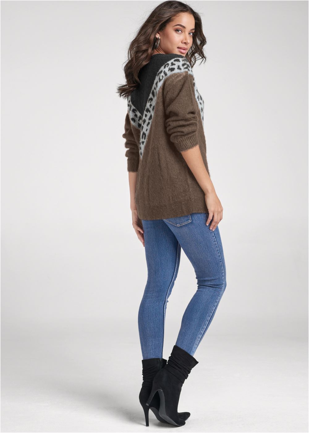 Venus VENUS | Leopard Stripe Sweater in Black Multi