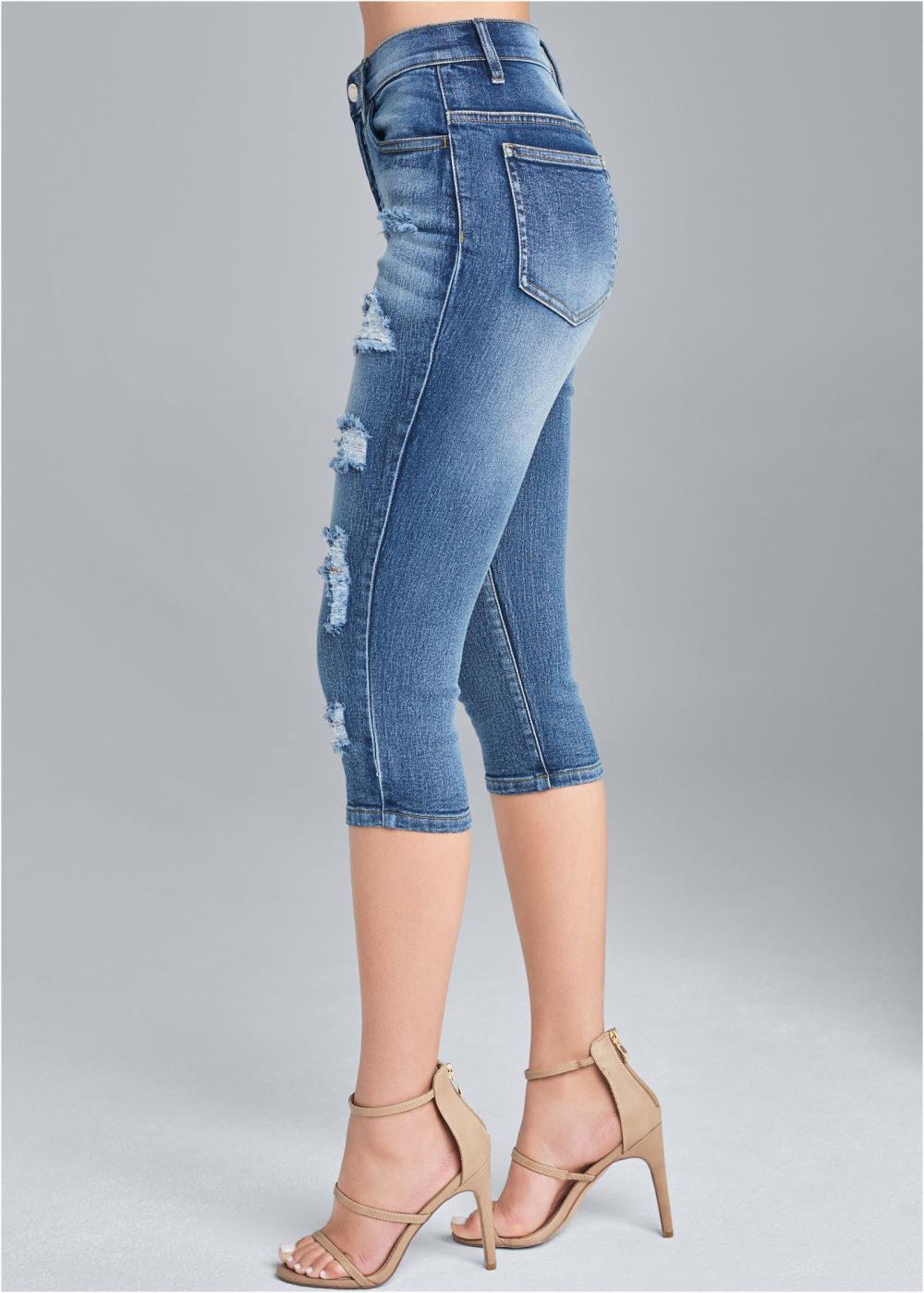 Venus Medium Wash RIPPED CAPRI JEANS