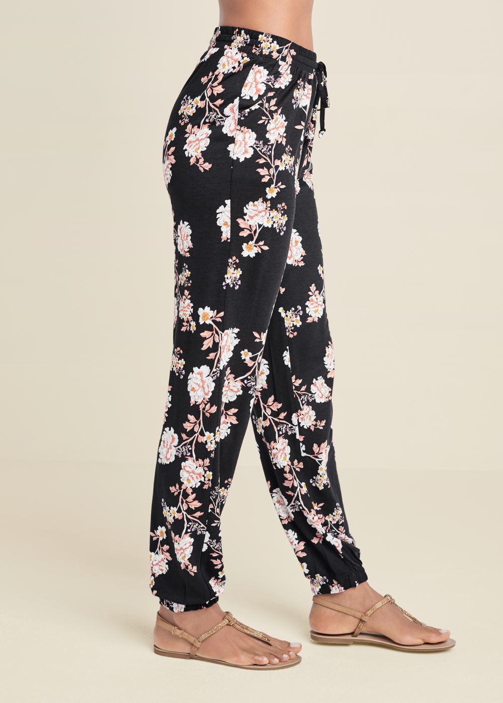 Venus Black FLORAL PRINTED PANTS