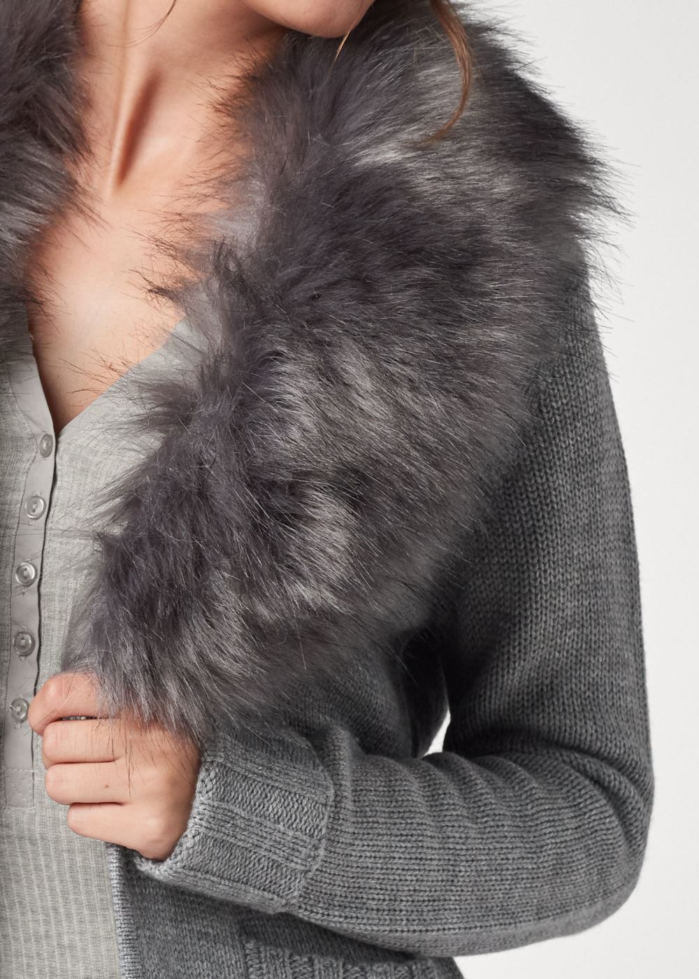 Venus VENUS | Faux Fur Trim Cardigan in Grey