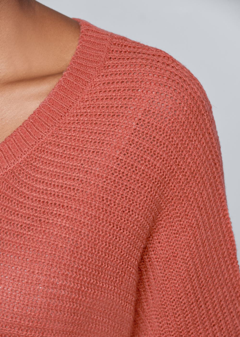 Venus VENUS | Button Back Detail Sweater in Burnt Orange