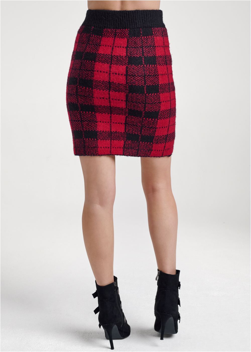 Venus Plaid Sweater And Skirt Set - Black & Red
