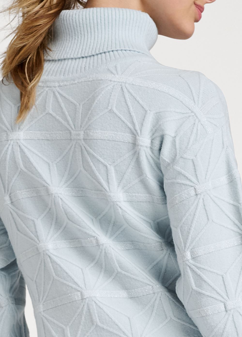 Venus VENUS | Diamond Cable Turtleneck Sweater in Light Blue