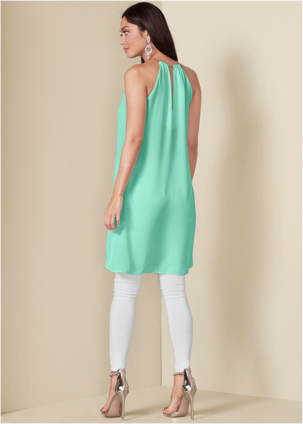 Venus High-Low Chain Detail Top in Mint