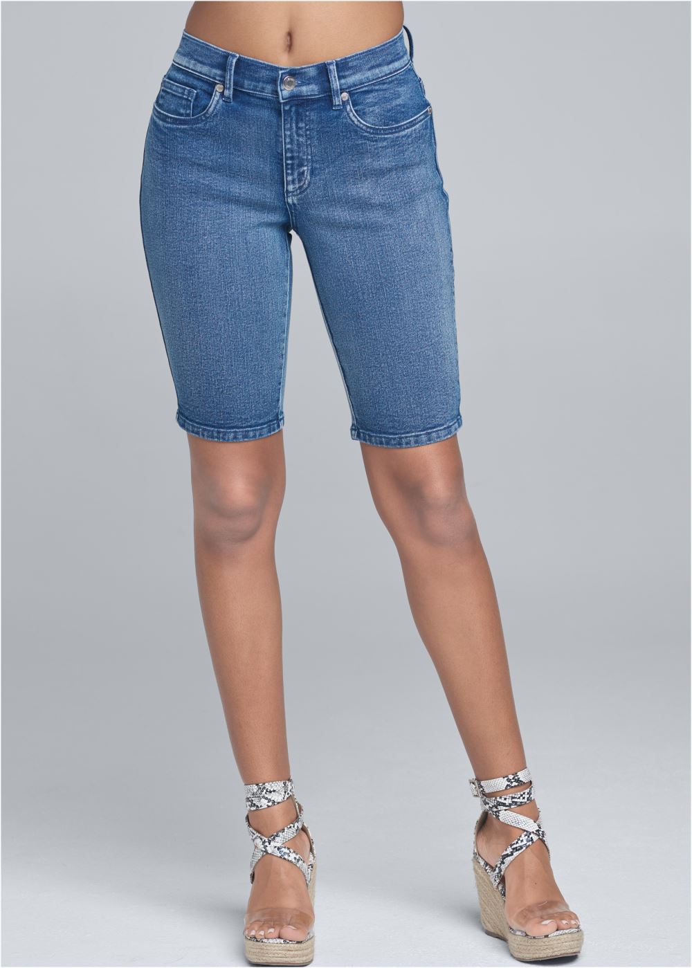 Venus Medium Wash JEAN BERMUDA SHORTS