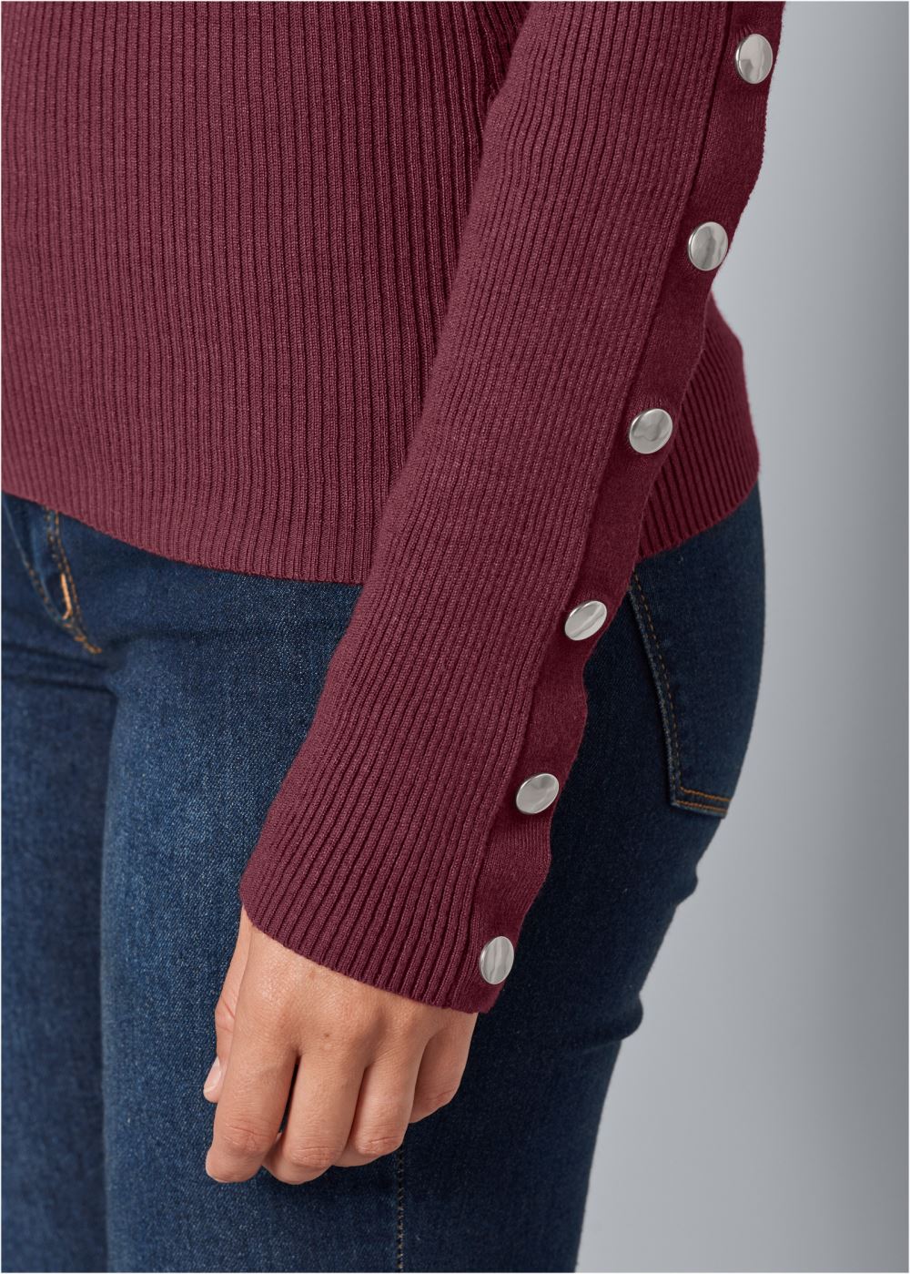 Venus Plus Size Snap Detail Sweater in Wine