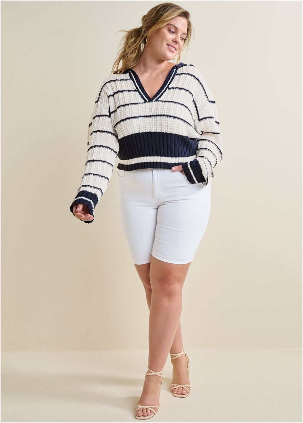 Venus Plus Size Collared V-Neck Sweater in Blue Multi