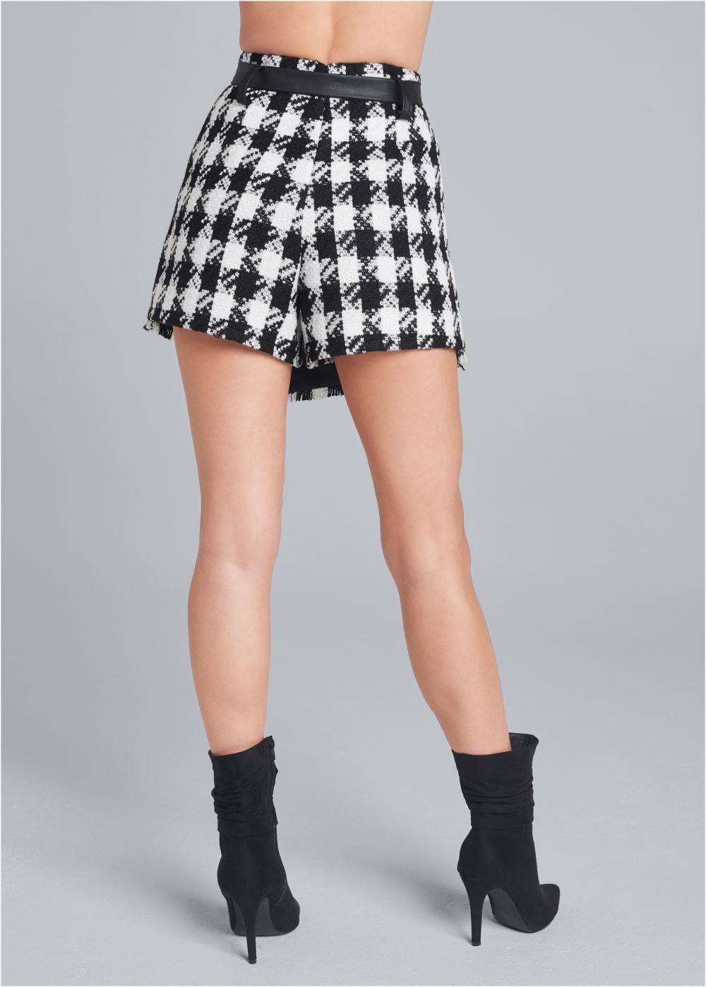Venus Plus Size Tweed Skort With Belt - Black & White