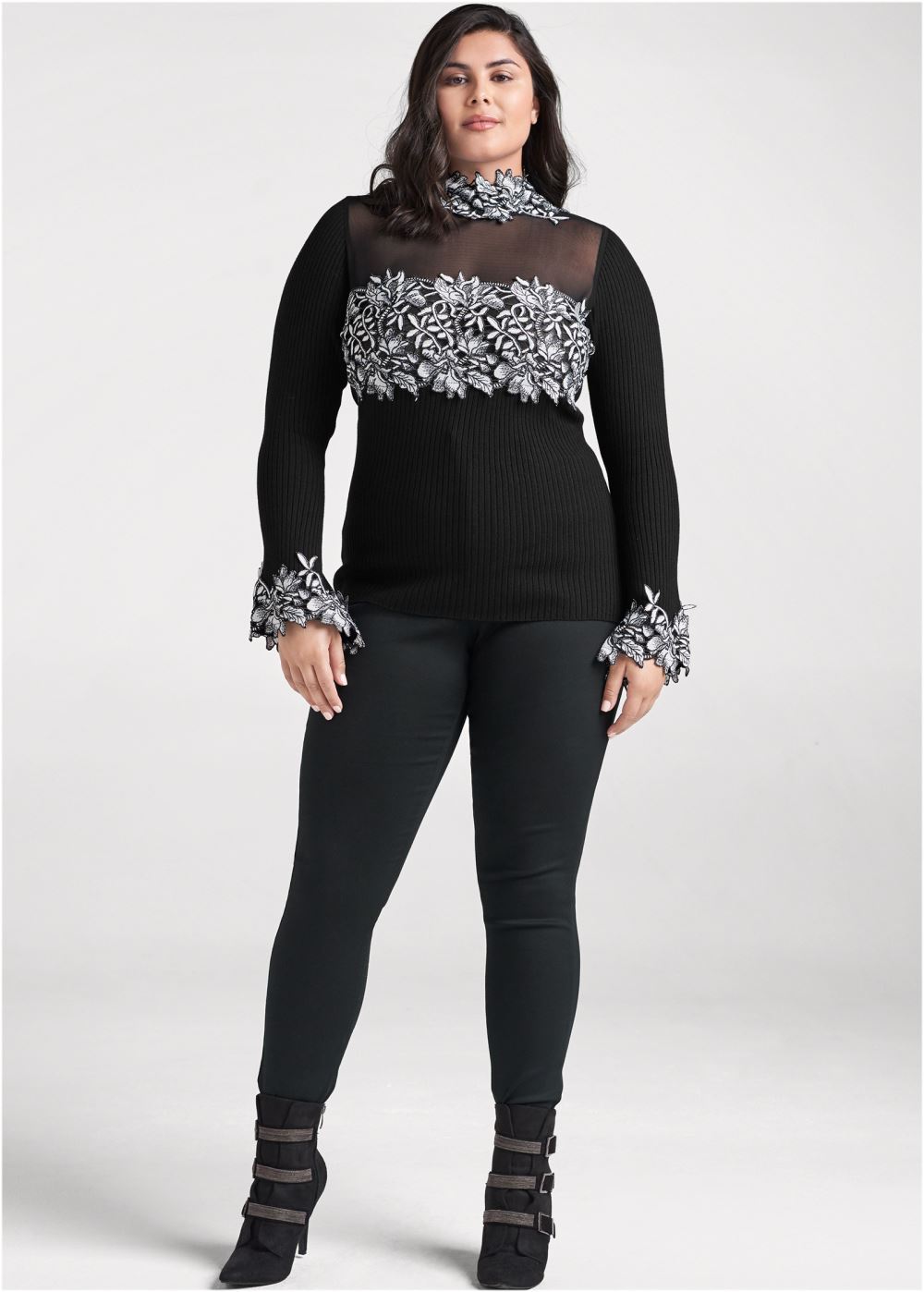 Venus Plus Size Floral Applique Sweater in Black & White