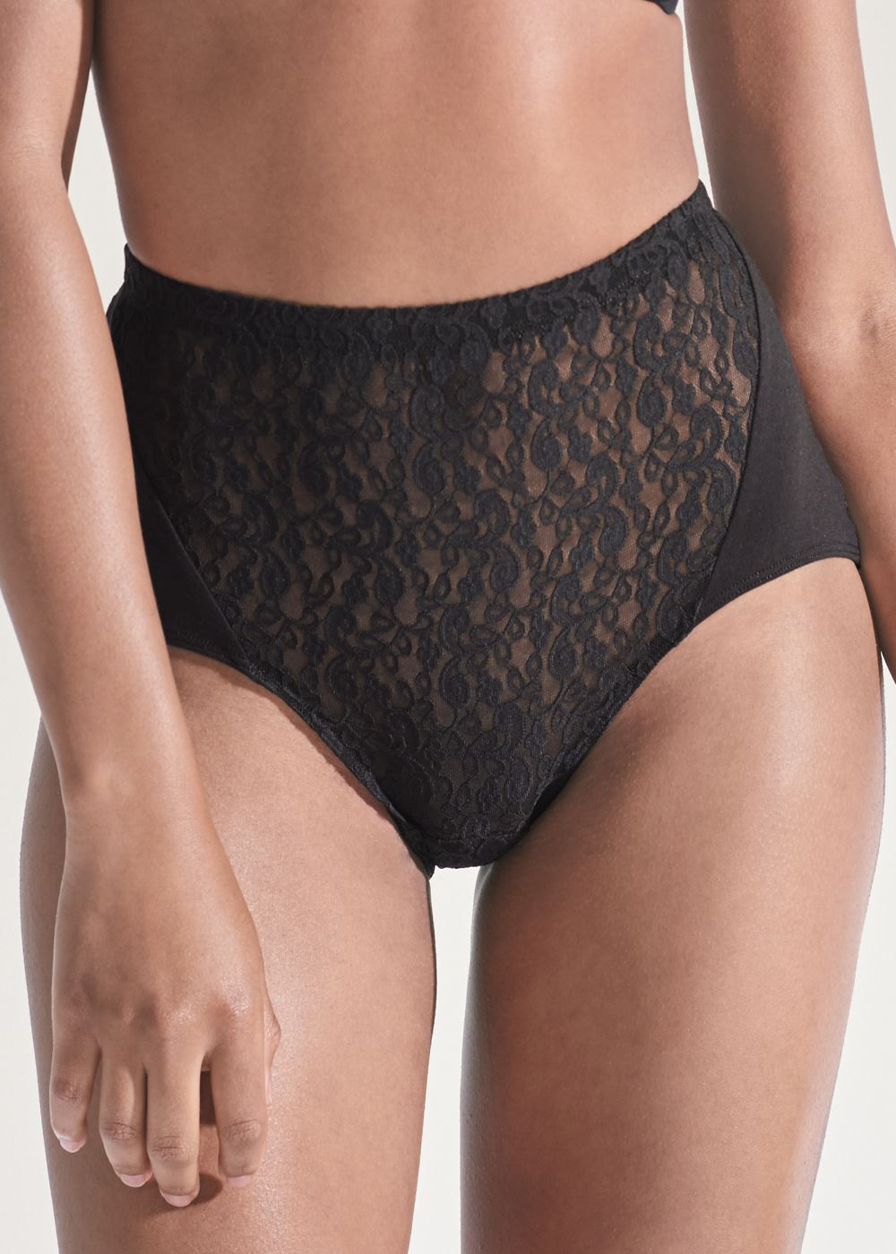 Venus After Dark Lace smoothing brief
