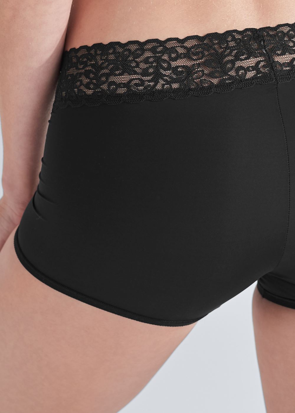 Venus After Dark Pearl by VENUS® Lace Trim Boyshort 3 Pack