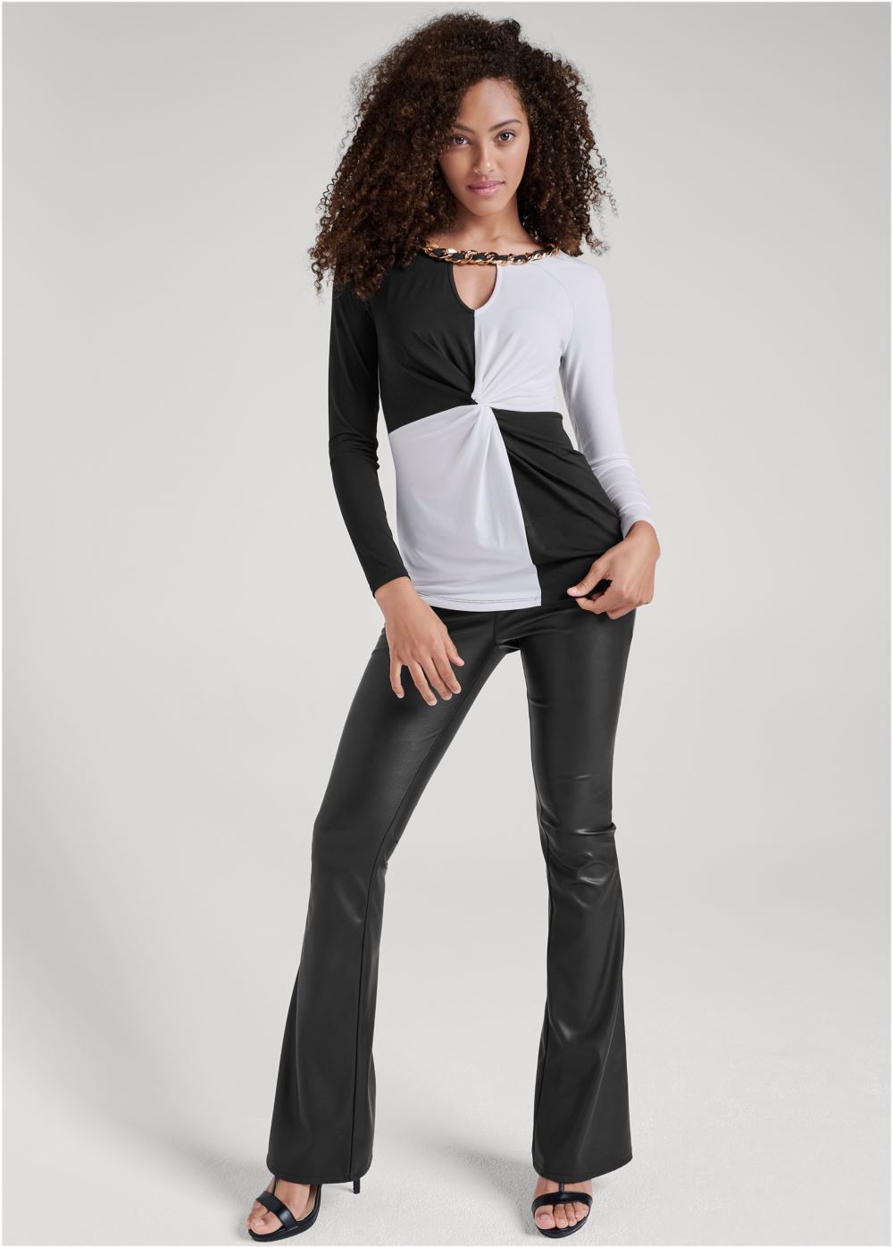 Venus Plus Size Color Block Chain Detail Top