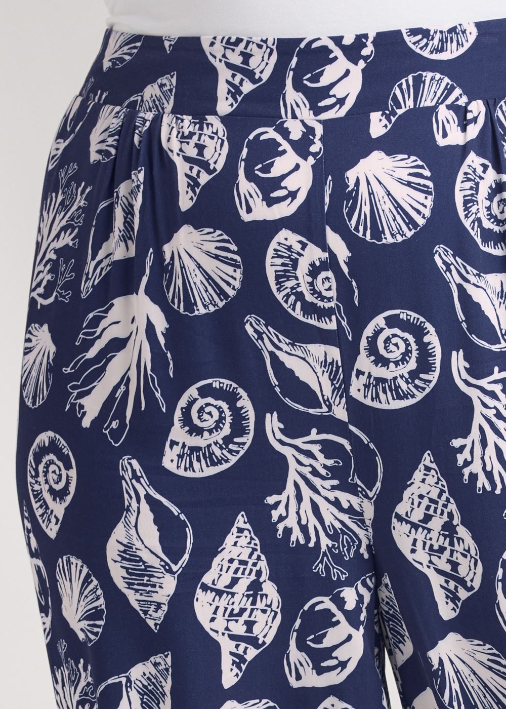 Venus Plus Size Deep Ocean Patterned Pants in Navy & White
