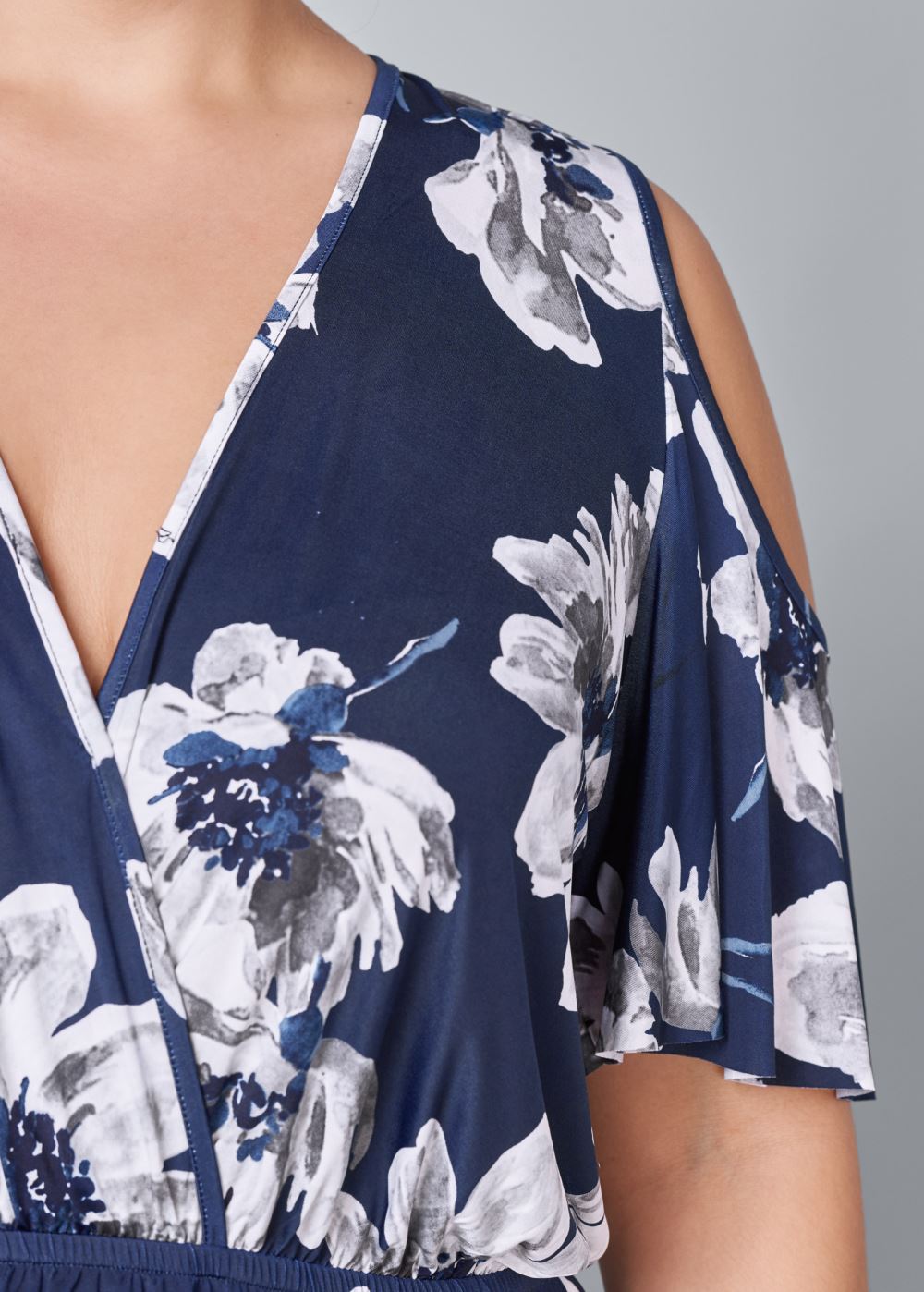 Venus Plus Size Cold-Shoulder Print Top