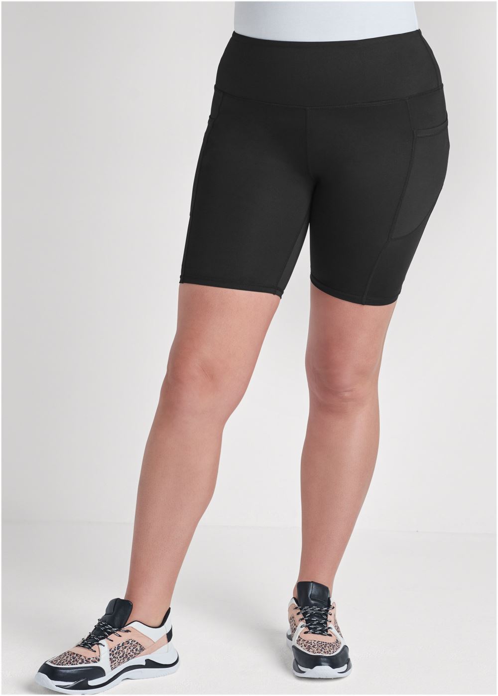 Venus Plus Size High-Rise Pocket Bike Shorts in Black