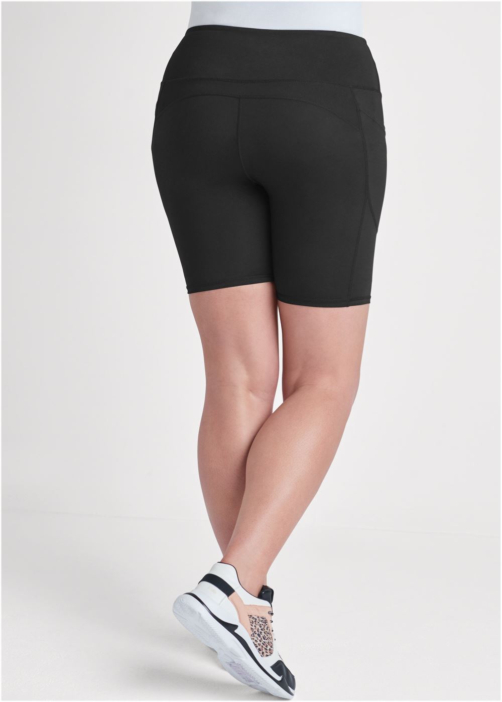 Venus Plus Size High-Rise Pocket Bike Shorts in Black