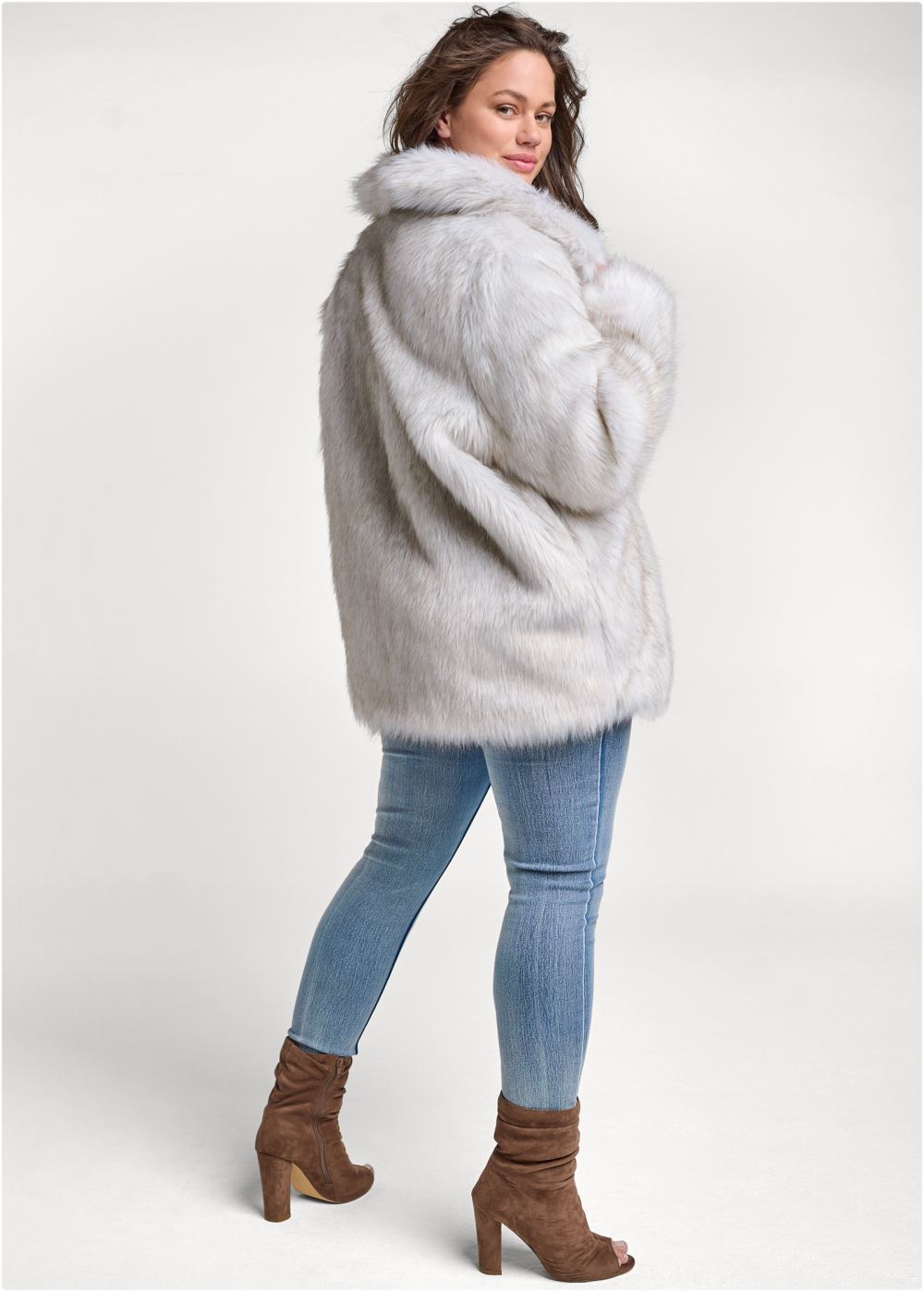 Venus Mid-Length Faux-Fur Coat in Grey