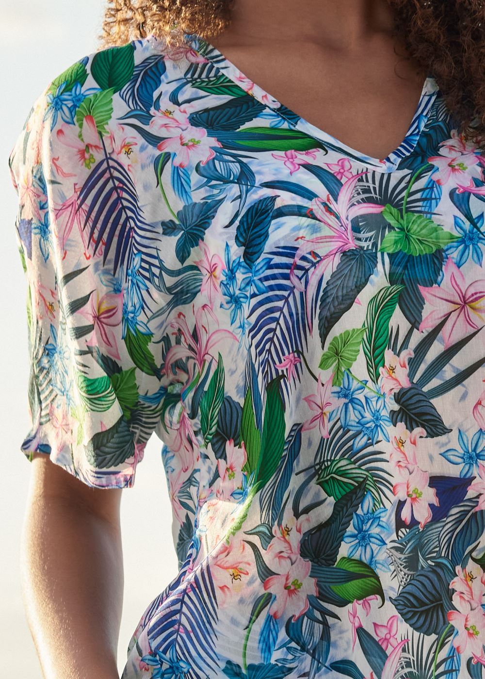 Venus Printed Cover-Up Tunic in Morning Tropics